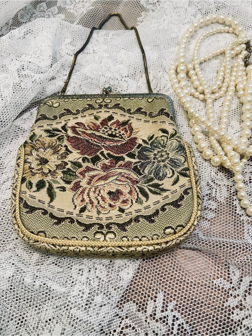 Vintage Floral Tapestry Evening Bag – Cream with Rose and Green Accents